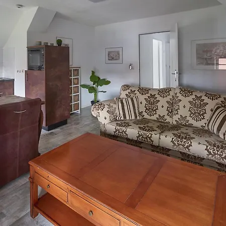 Appartement 2 Bedroom Stunning In *